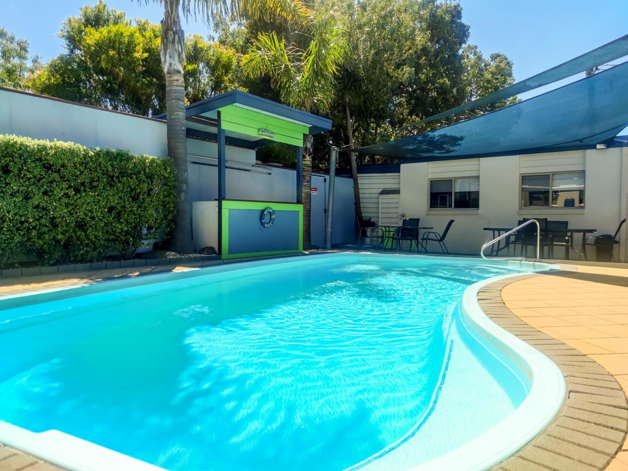 Portarlington Beach Motel Экстерьер фото