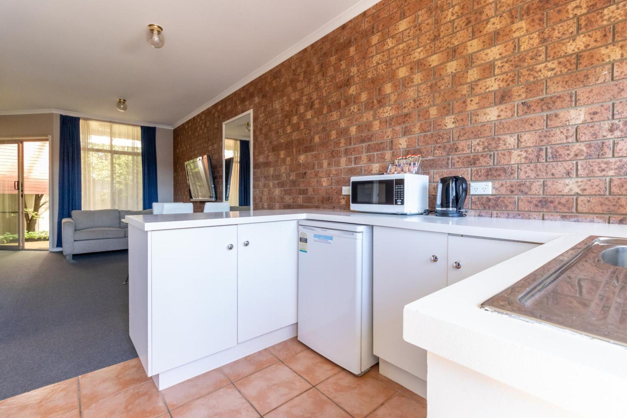 Portarlington Beach Motel Экстерьер фото